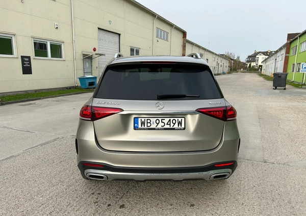 Mercedes-Benz GLE cena 318000 przebieg: 39000, rok produkcji 2021 z Warszawa małe 352